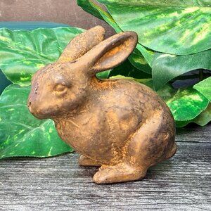 Small Cast Iron Rabbit Bunny Rustic Farmhouse Decor